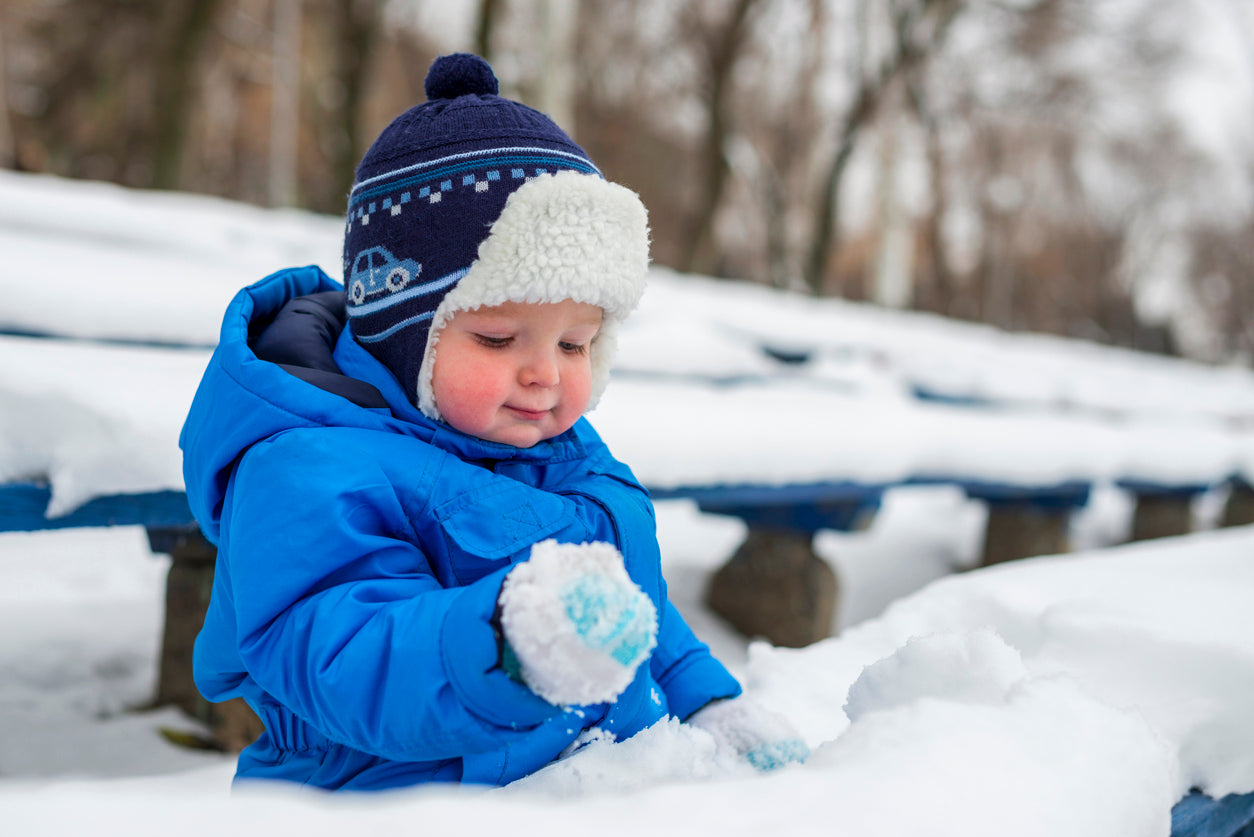 ❄️ Taking Your Baby or Toddler to the Snow for the First Time? Don't Miss These Tips